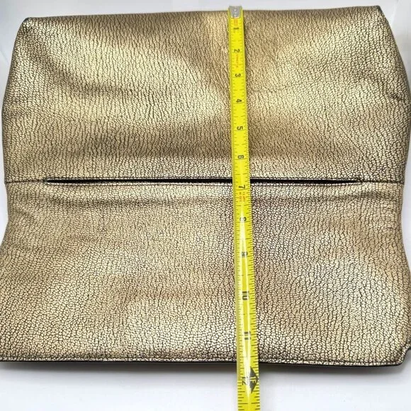 Coach Metallic Gold Pebble Leather Swagger Clutch Crossbody Chain Strap Turnlock - Picture 6 of 16